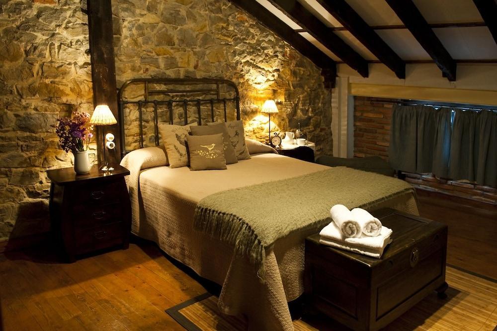 Posada Santa Ana Suances Exterior foto